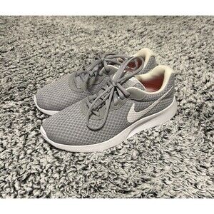 Size 7.5 - Nike Tanjun Wolf Grey W
